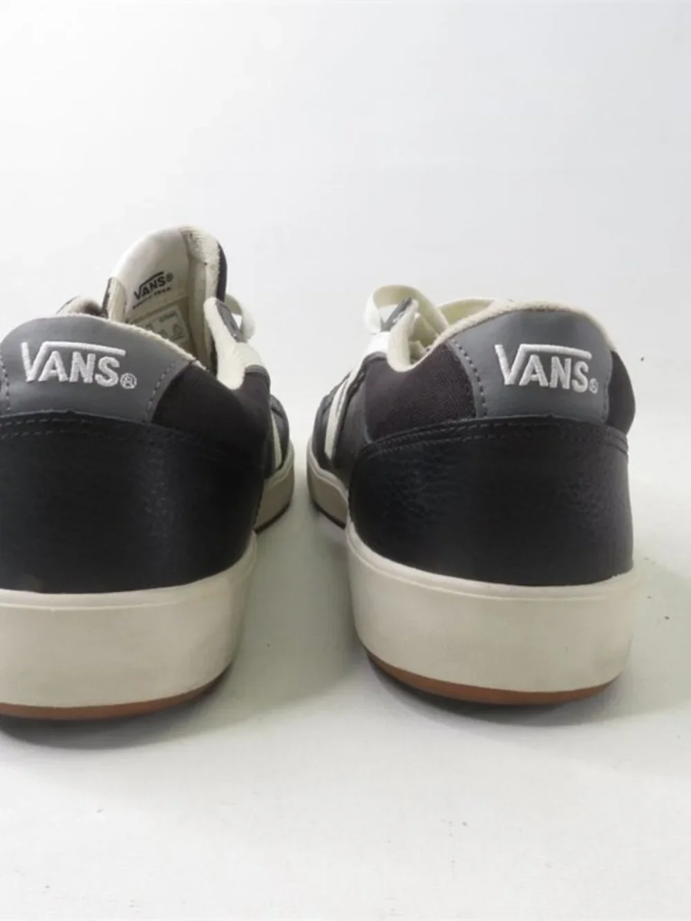 Vans Lowland CC Leather Sneakers Black White Retro Flying V Men's Size 12 Skate